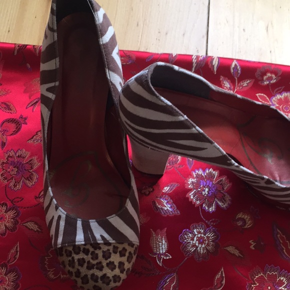 Funky 4 inch zebra, leopard print heels - Picture 4 of 6